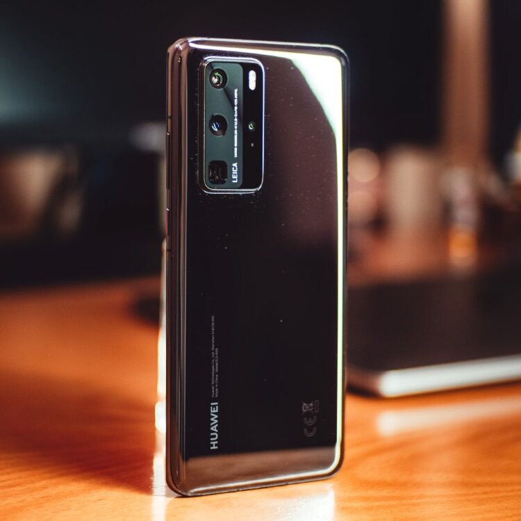 Смартфон Huawei M